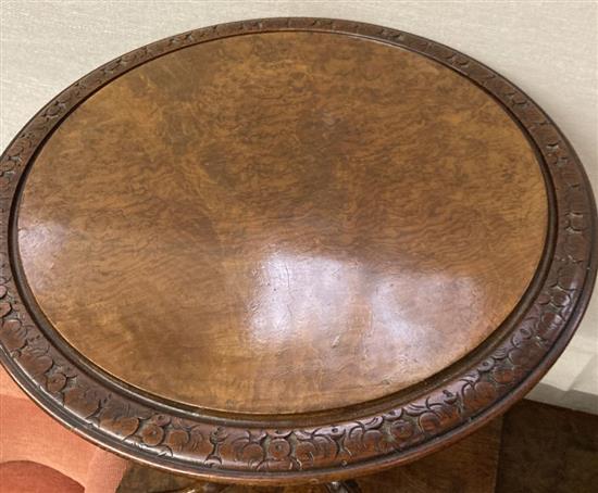 A Victorian burr walnut circular topped wine table, 50cm diameter, height 67cm